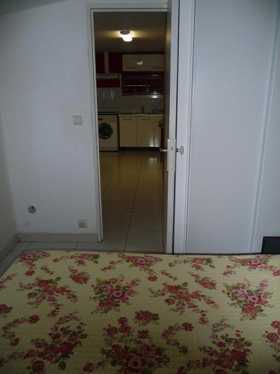 Mas Des Sentes Petit T1 Apartment น็องส์-เลส์-แป็งส์ ภายนอก รูปภาพ